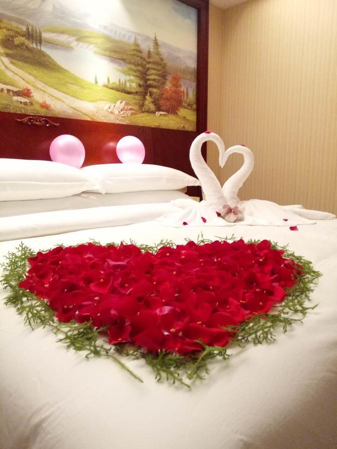 Vienna Hotel Zhongshan Guzhen Town Center Екстер'єр фото